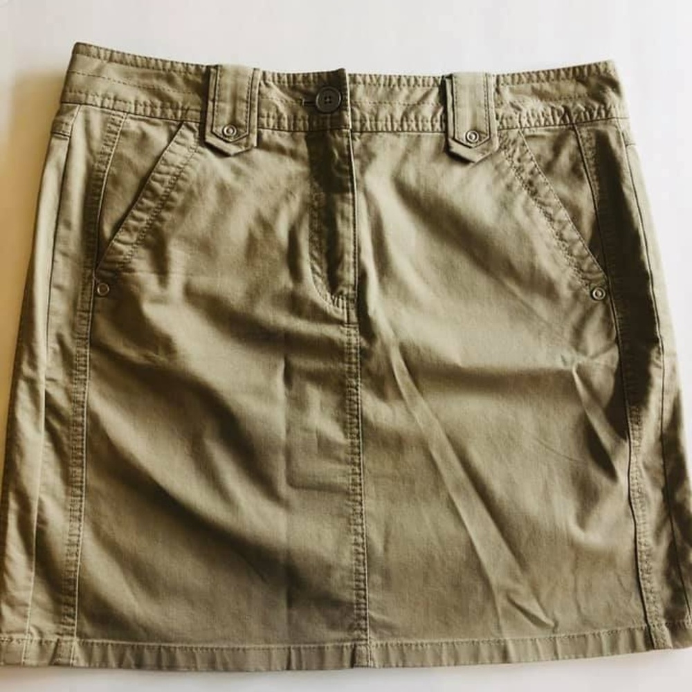 Ann Taylor khaki skirt tan sz. 6